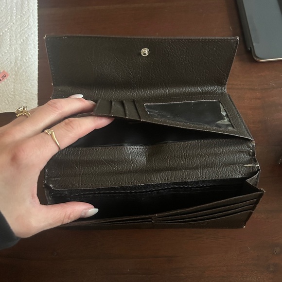 Vintage & Well Loved Dolce & Gabbana trifold Beige and Brown Wallet - Picture 9 of 11